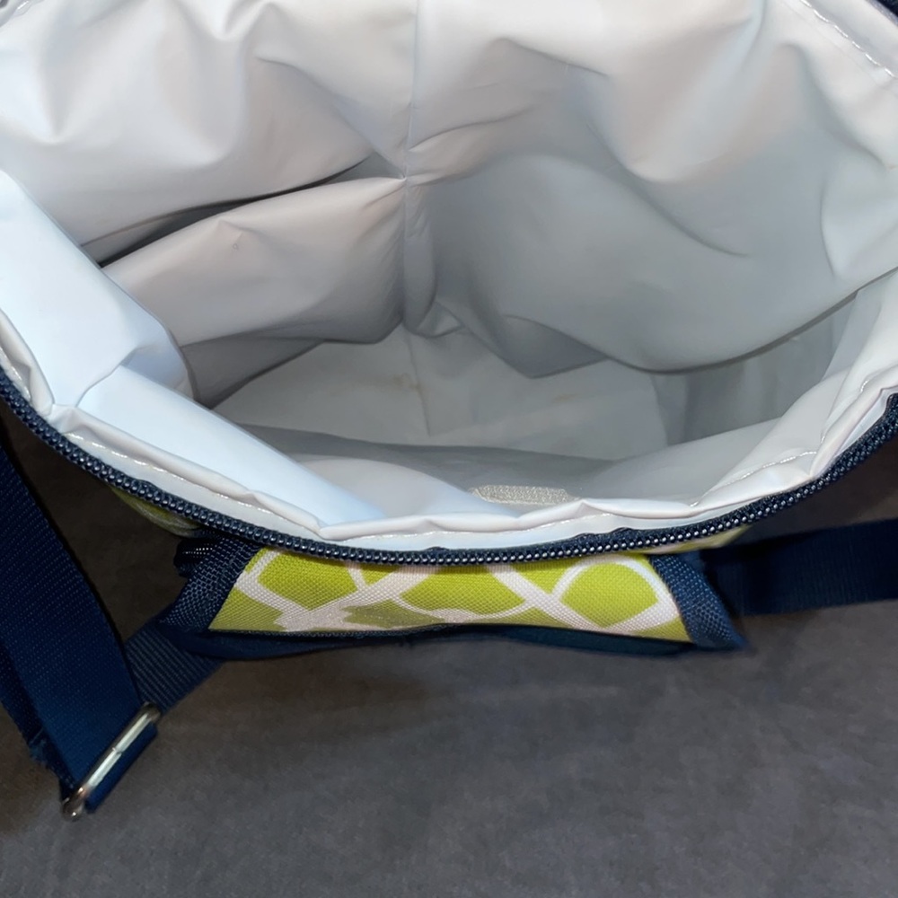 NWOT.  Picnic at Ascot.  Crossbody insulated bag. - Picture 7 of 7